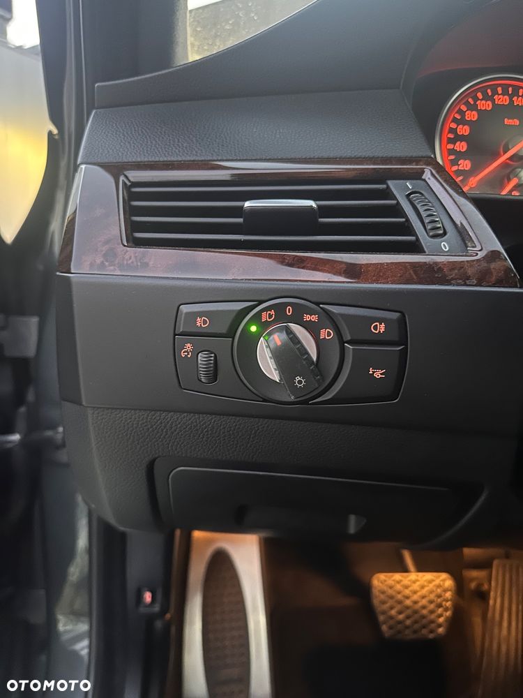 BMW Seria 5 535d - 18