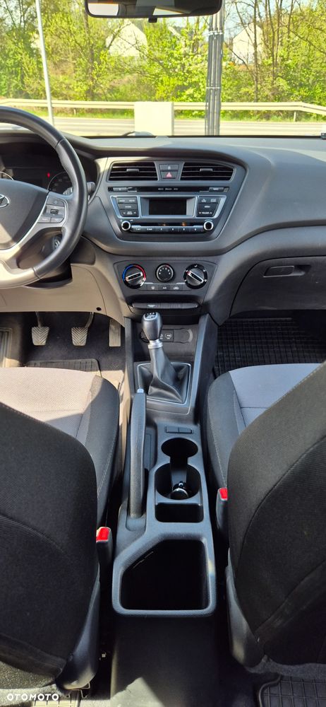 Hyundai i20 1.2 Classic Plus - 16
