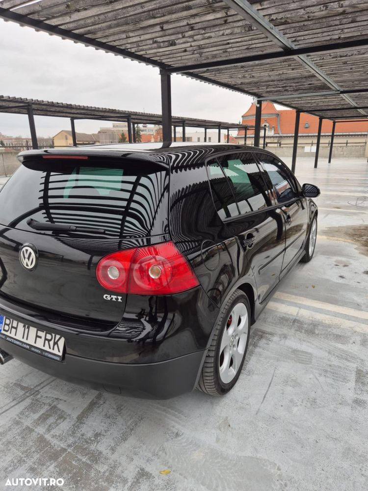 Volkswagen Golf 2.0 FSI GTI DSG - 9
