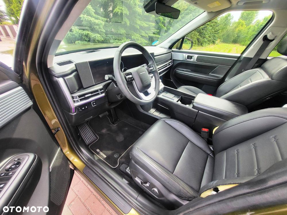 Hyundai Santa Fe 1.6 HEV 4WD SEVEN Signature - 9