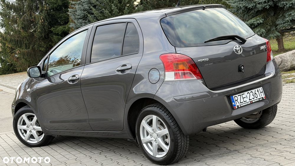 Toyota Yaris 1.33 VVT-i Life - 24