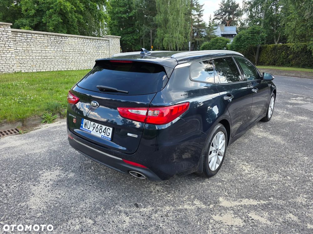 Kia Optima 1.7 CRDI L DCT - 23