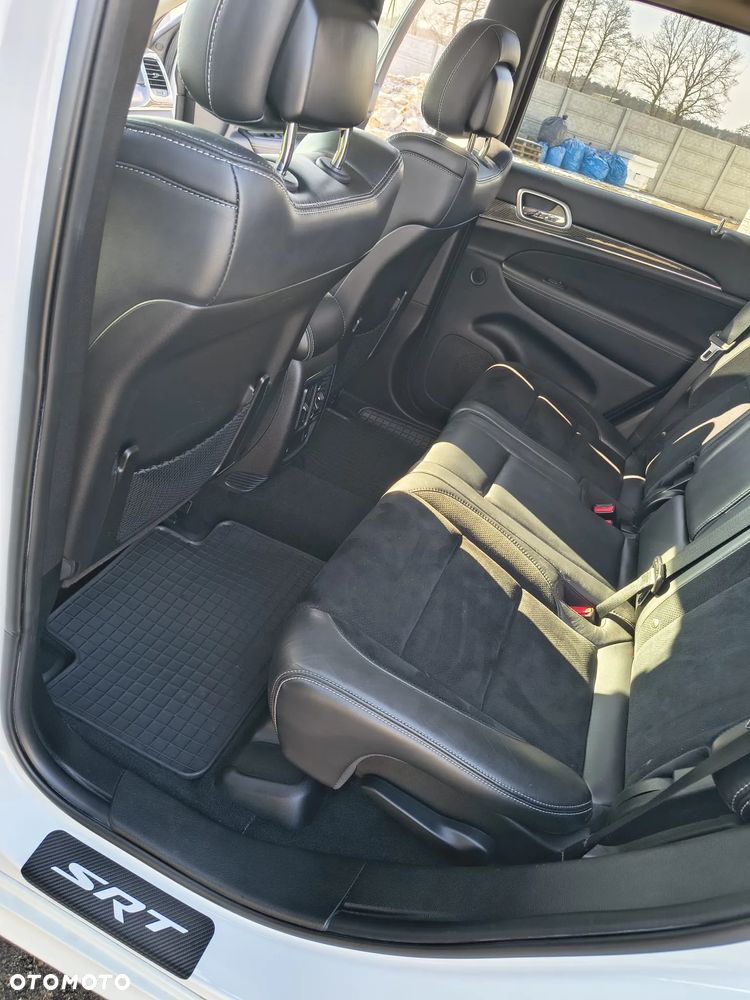 Jeep Grand Cherokee 6.4 V8 SRT8 Alpine - 8