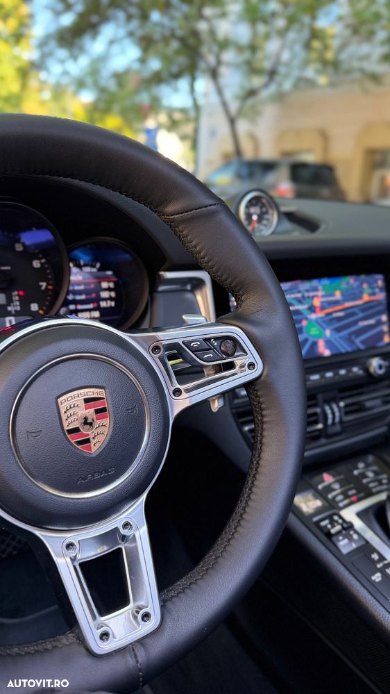Porsche Macan - 10