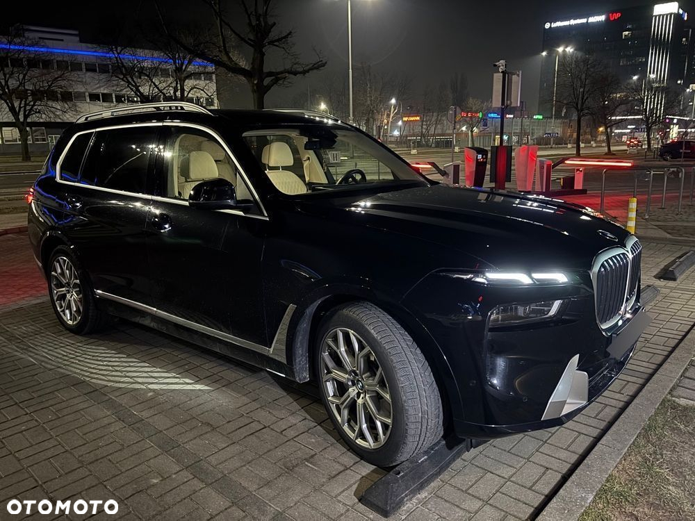 BMW X7 - 10