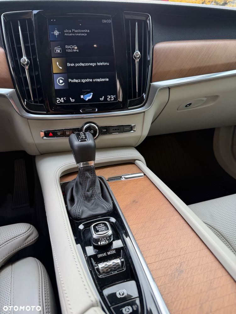 Volvo S90 - 12