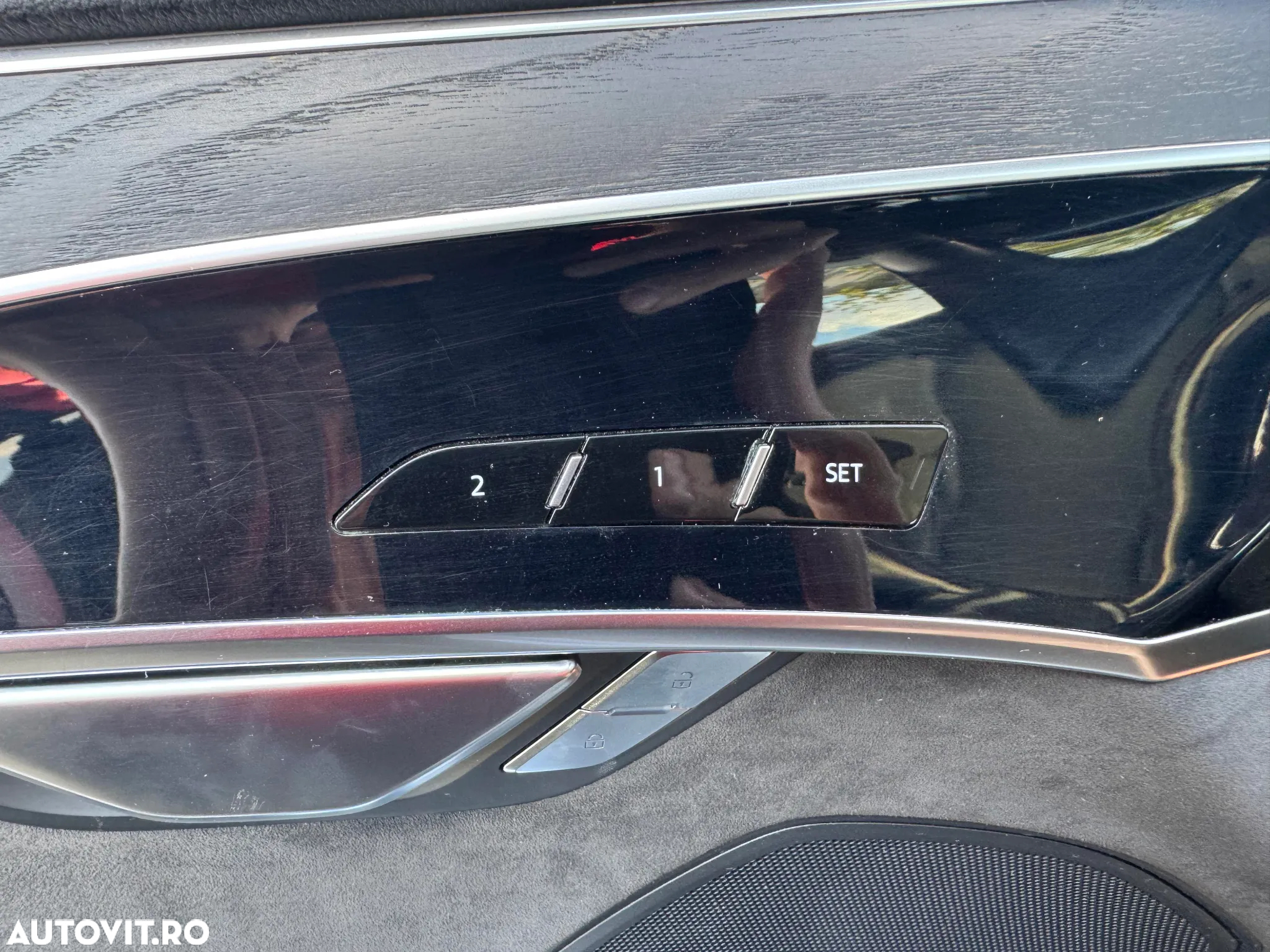 Audi A8 55 TFSI quattro Tiptronic MHEV - 19