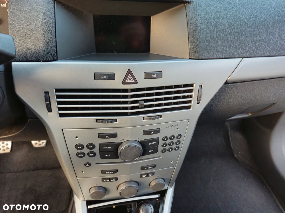Opel Astra - 22