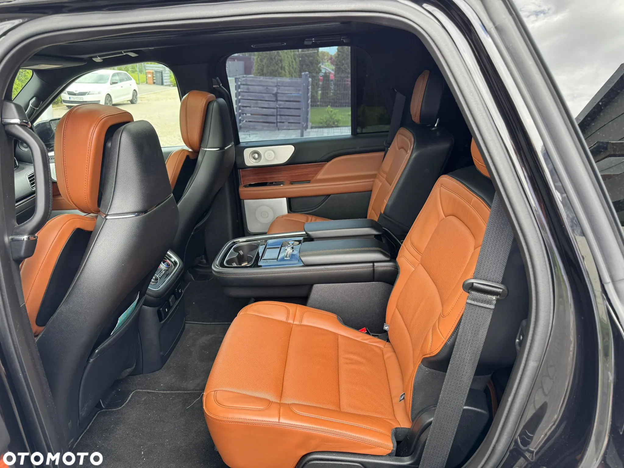 Lincoln Navigator - 21