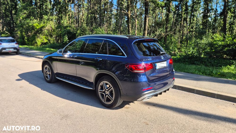 Mercedes-Benz GLC 300 4MATIC MHEV - 4