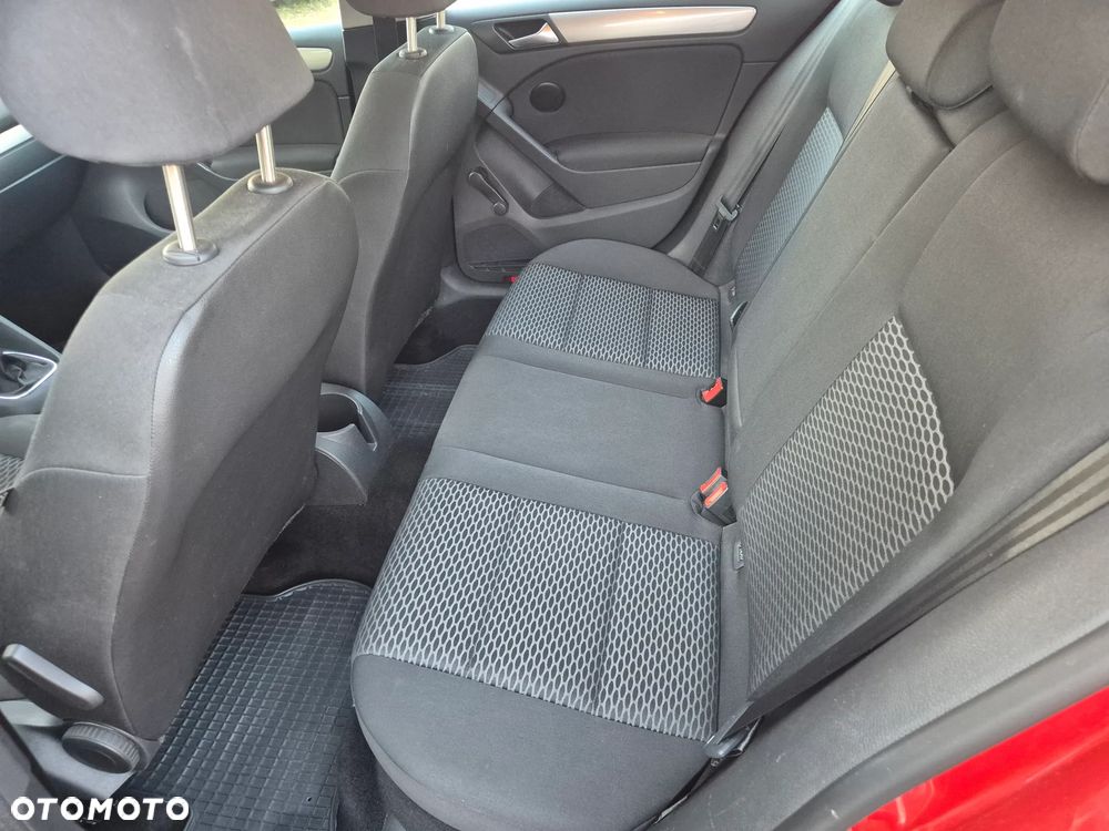 Volkswagen Golf - 19