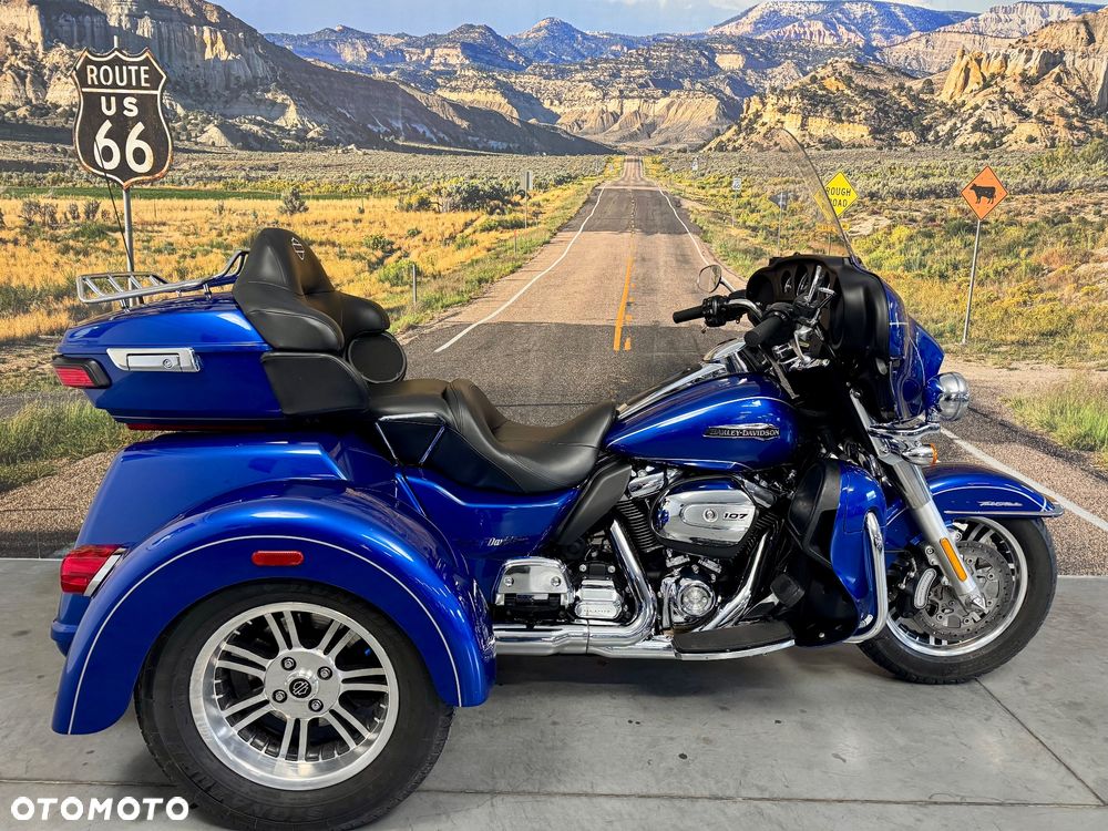 Harley-Davidson Tri Glide - 1
