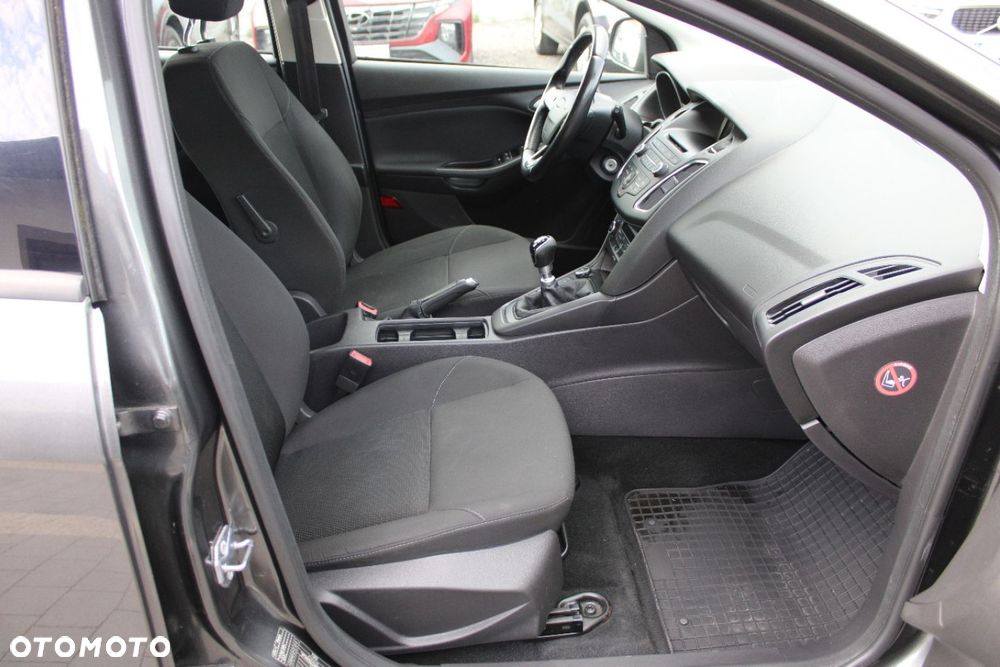 Ford Focus - 22
