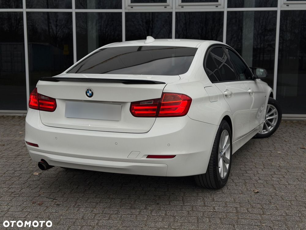 BMW Seria 3 - 39