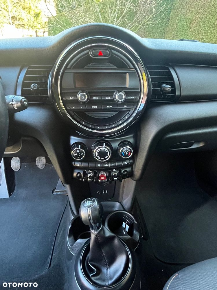 MINI ONE Standard - 16