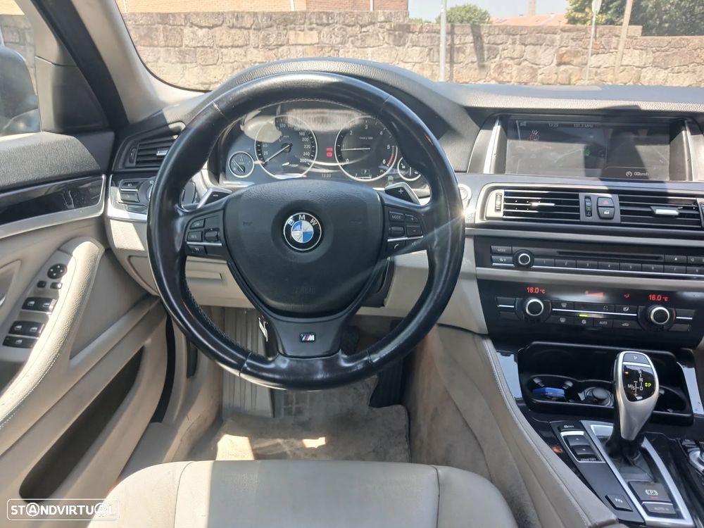 BMW 525 d xDrive Exclusive Auto - 43