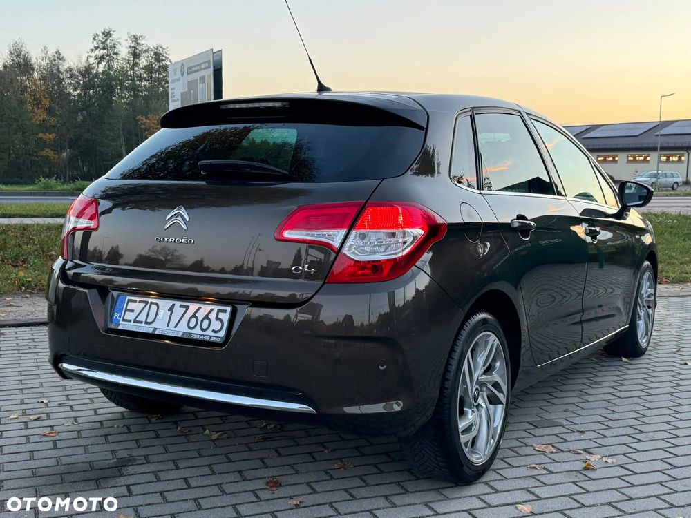 Citroën C4 VTi 120 Exclusive - 6