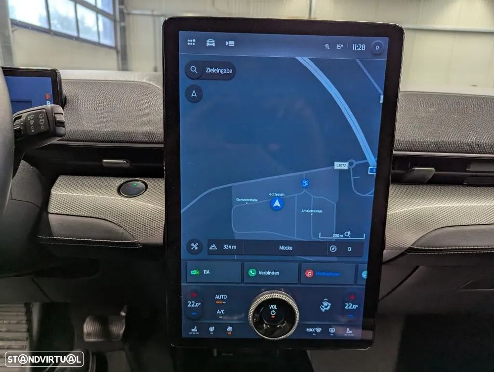 Ford Mustang Mach-E - 4