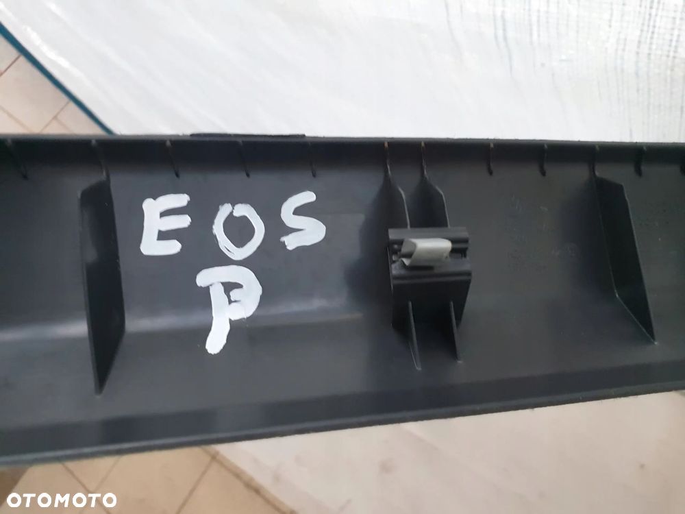 1Q0853372C OSŁONA PROGU LISTWA PRAWA VW EOS - 6