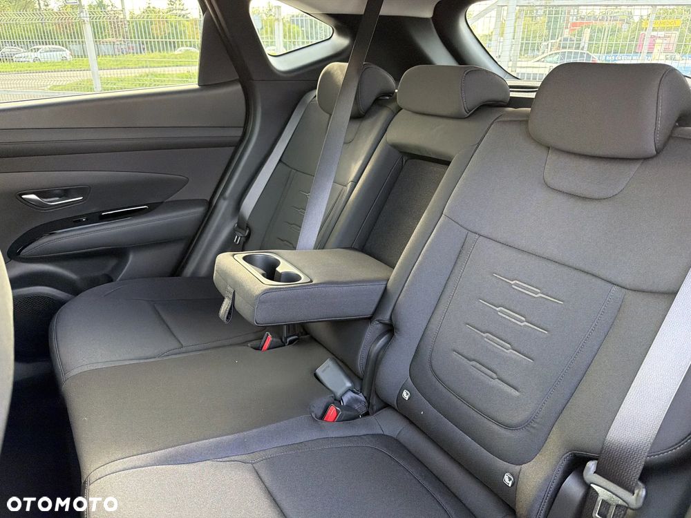 Hyundai Tucson 1.6 T-GDi HEV Smart 2WD - 17