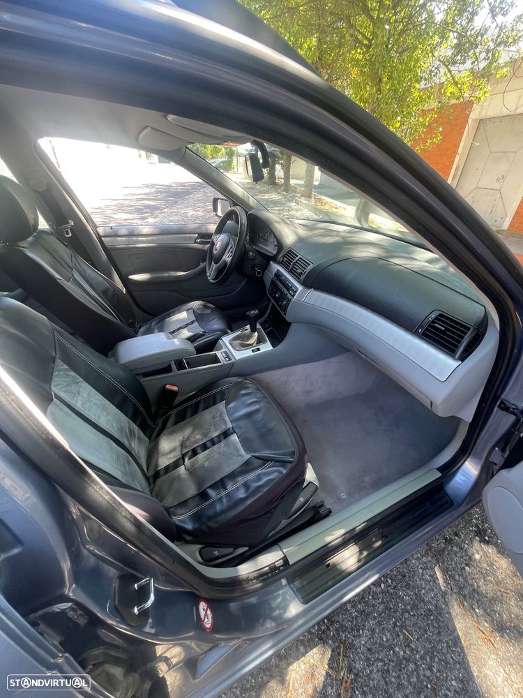 BMW 320 d Touring - 8