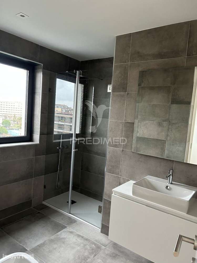 Apartamento T0 Novo com Garagem Em Paranhos - Grande imagem: 4/12