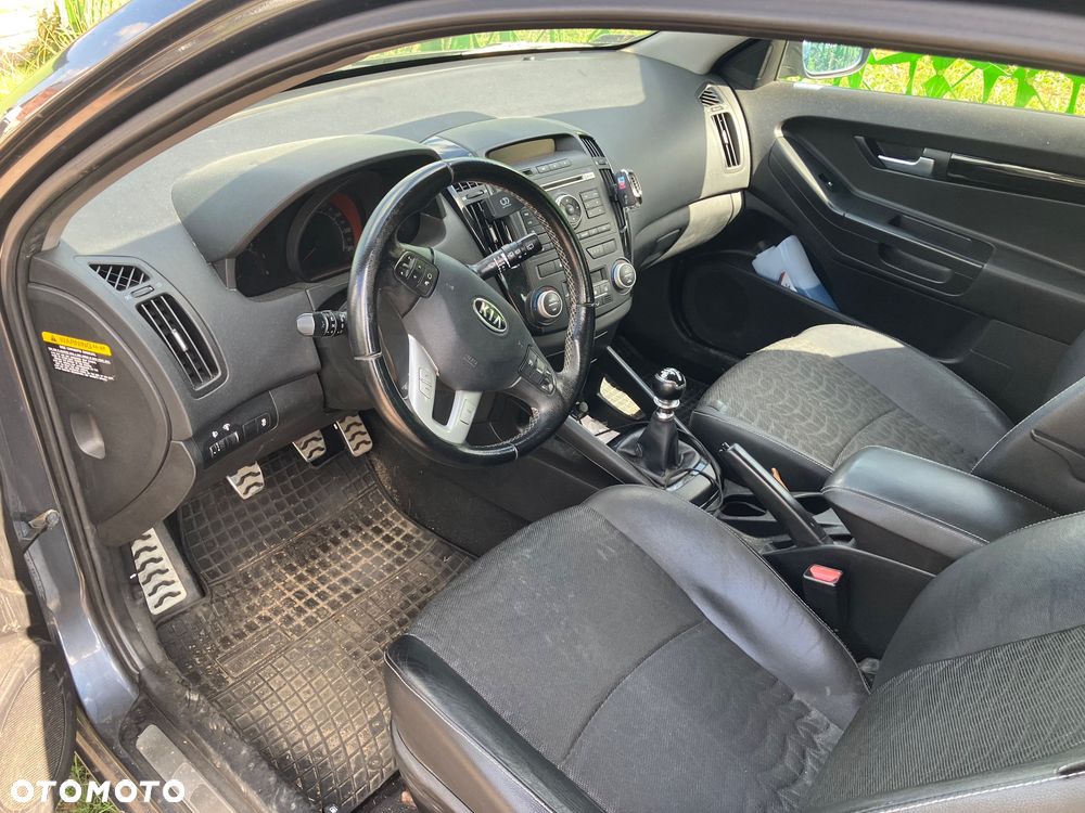 Kia ProCeed 2.0 crdi Optimum + - 7