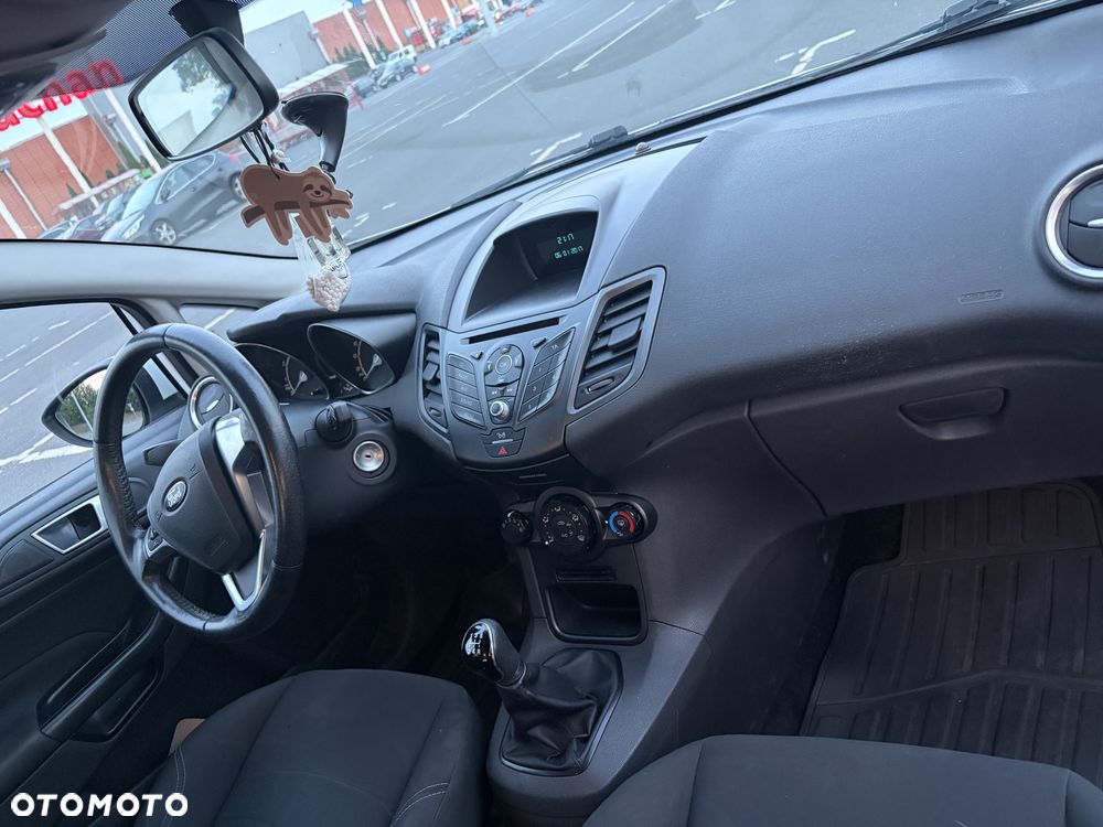 Ford Fiesta 1.25 Silver X (Trend) EU6 - 13
