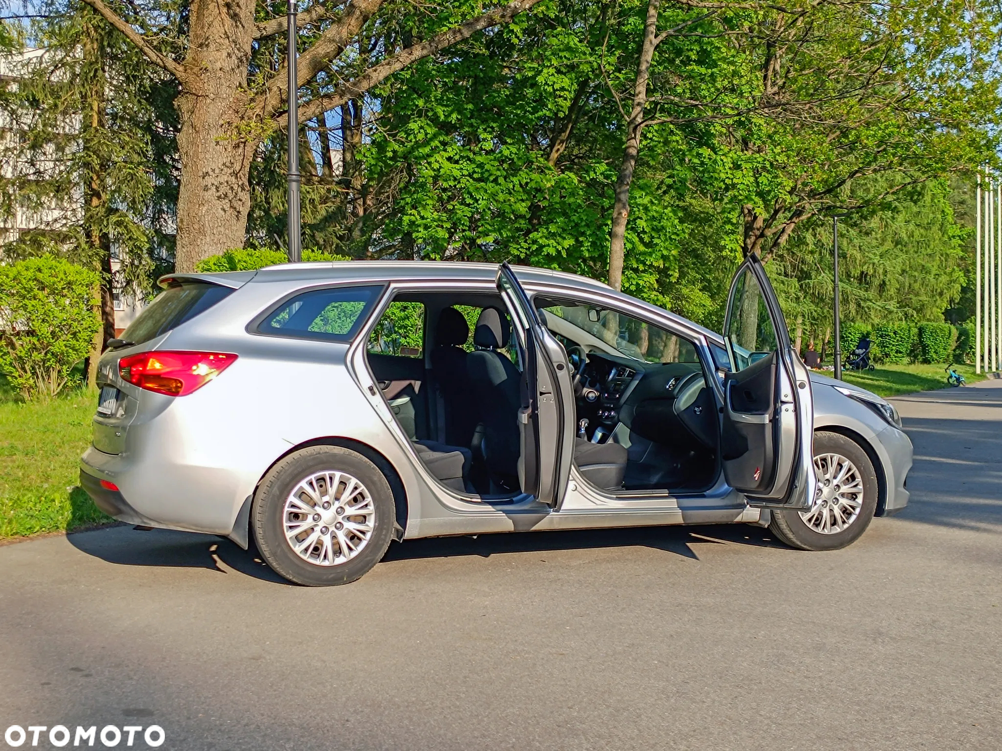 Kia Ceed Cee'd 1.4 CRDi S - 11
