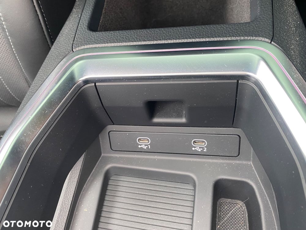 Audi Q8 - 24