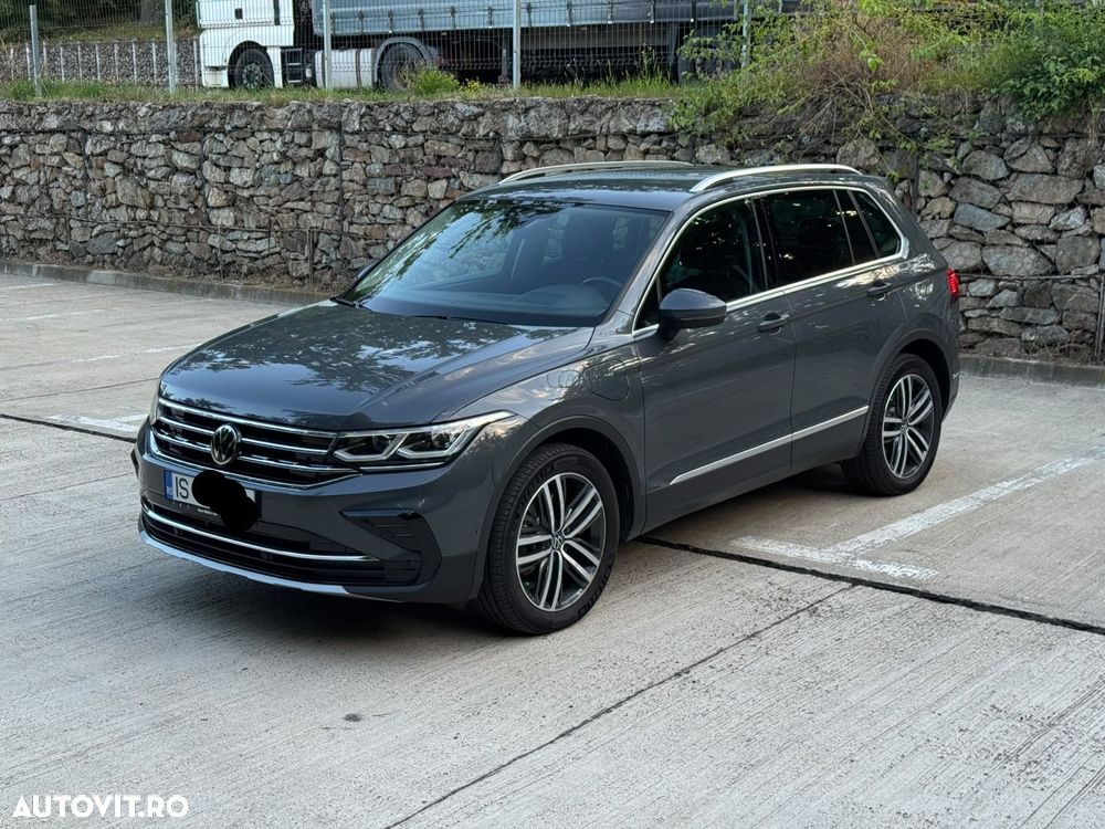 Volkswagen Tiguan - 3