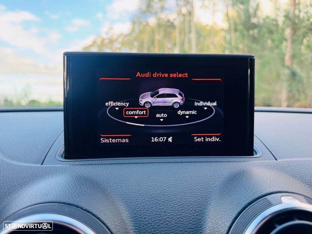 Audi A3 Sportback 2.0 TDI S-line - 35