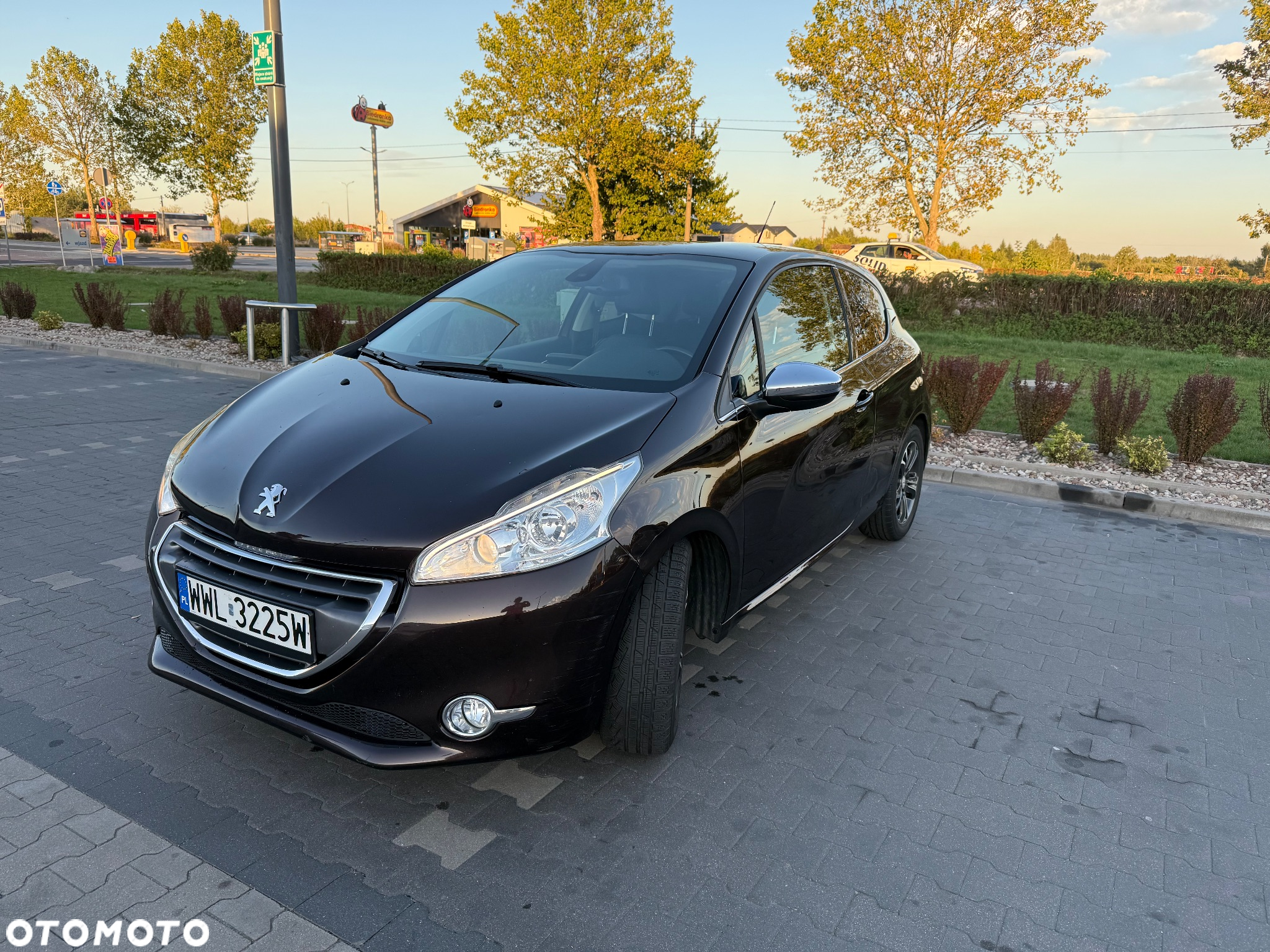 Peugeot 208 - 2
