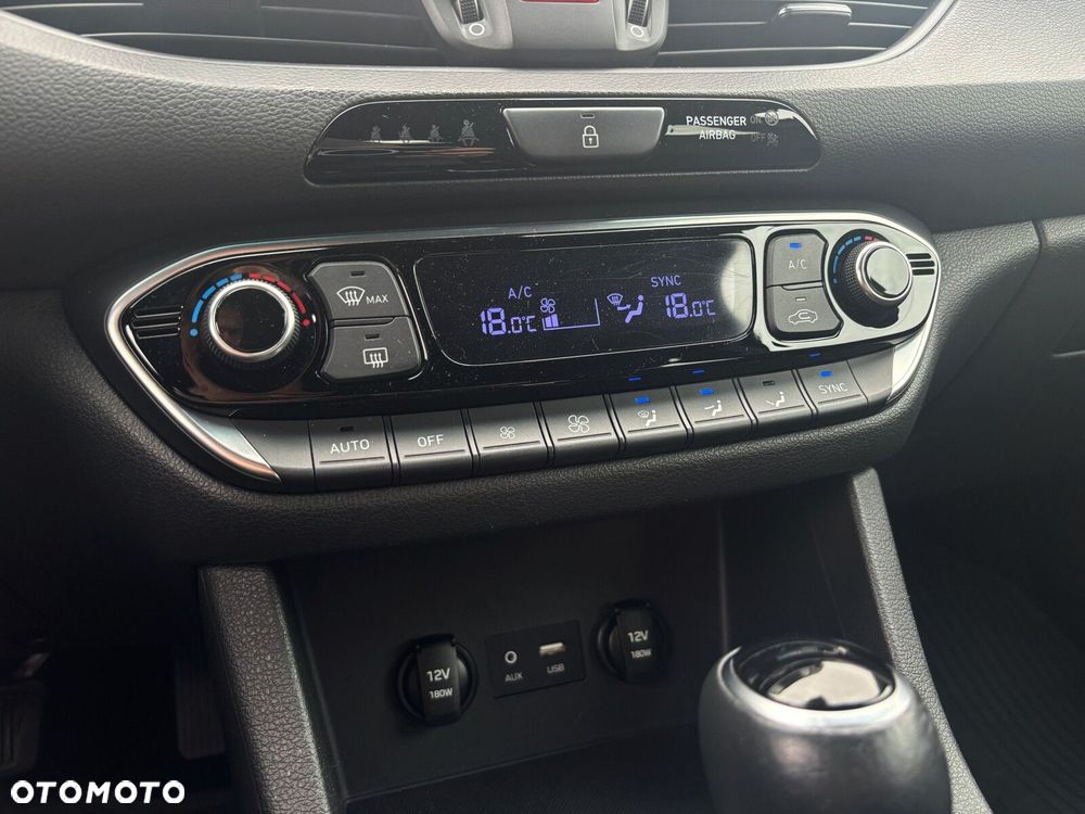 Hyundai i30 1.4 T-GDI Comfort DCT - 19