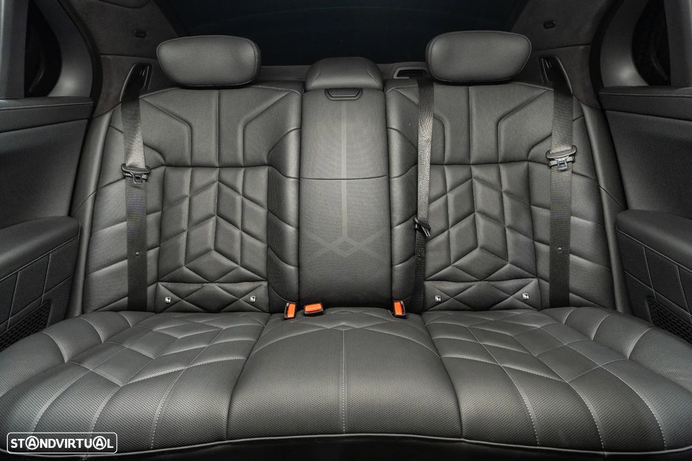 BMW 750 750e xDrive Pack Desportivo M - 27