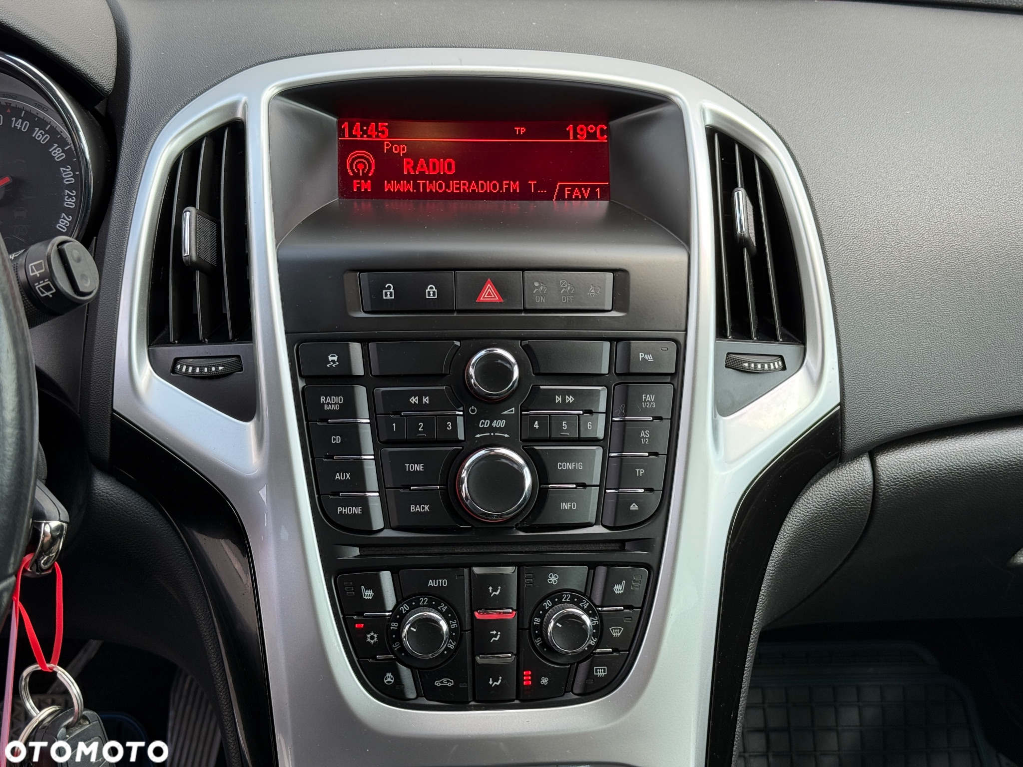 Opel Astra - 16