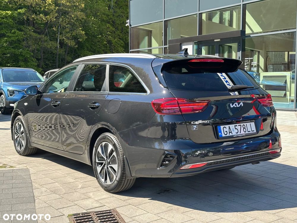 Kia Ceed 1.5 T-GDI M DCT - 10