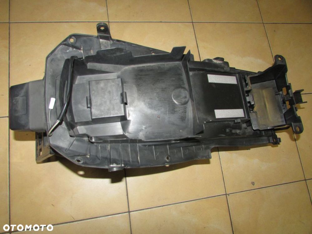 Suzuki GSF 650 Bandit 07-08 błotnik nadkole tył - 1