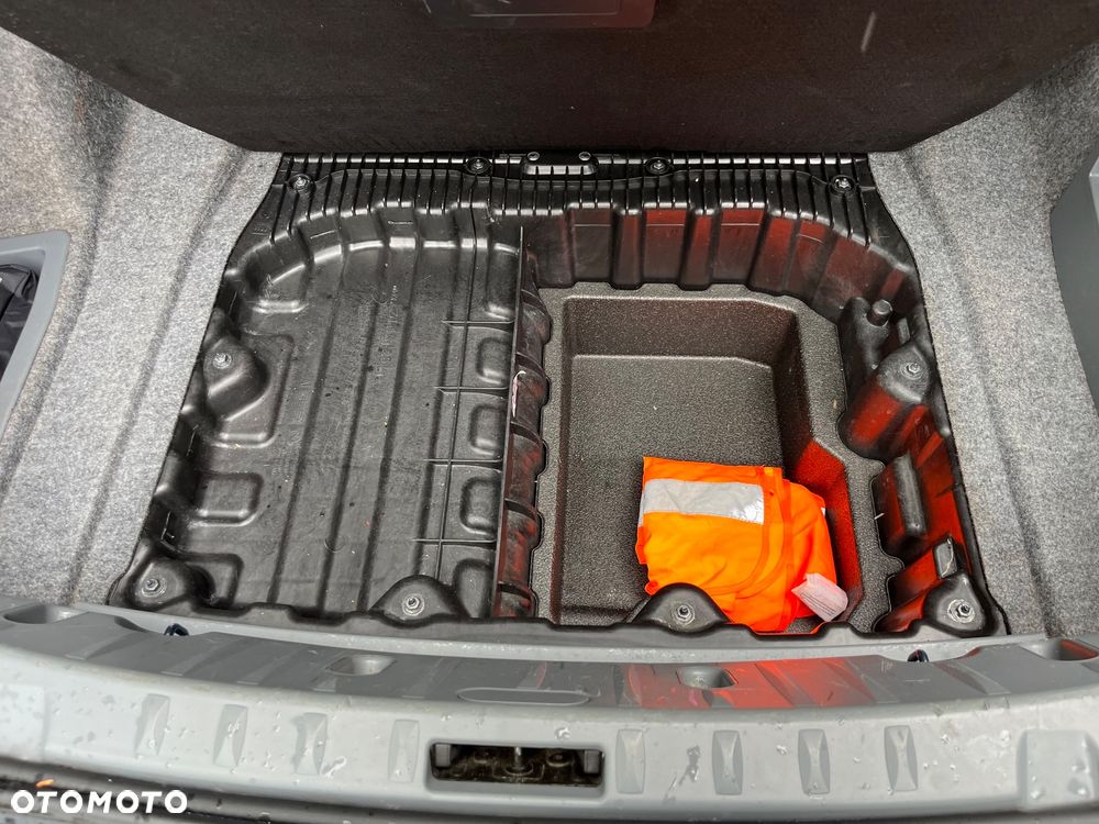 BMW Seria 3 - 35