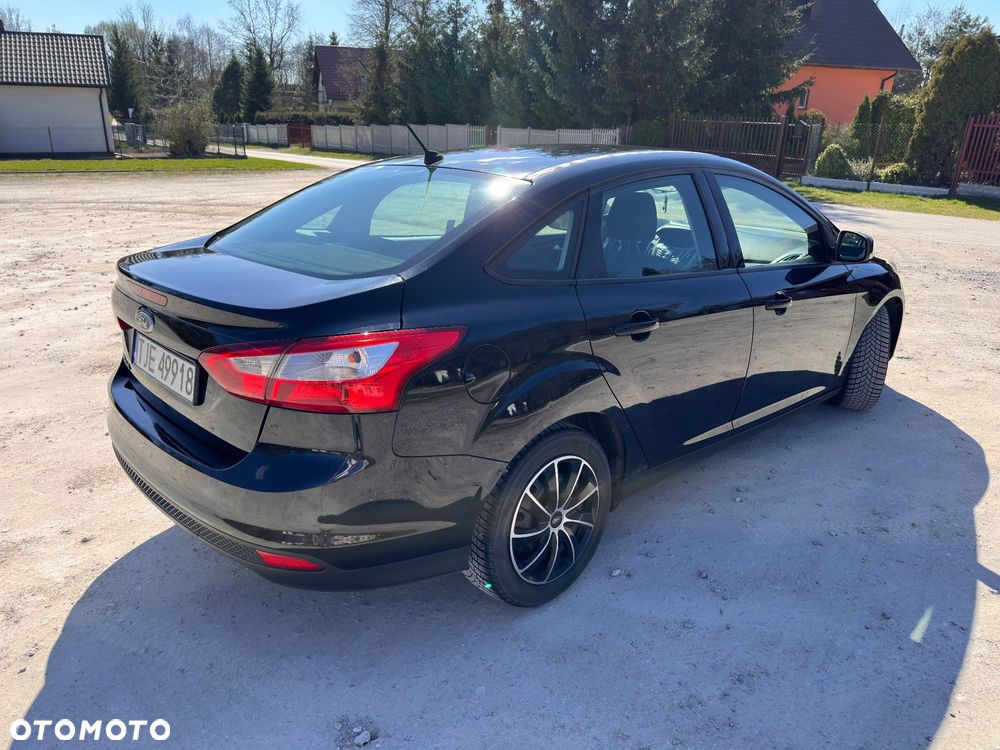 Ford Focus 1.6 TDCi Ambiente - 4