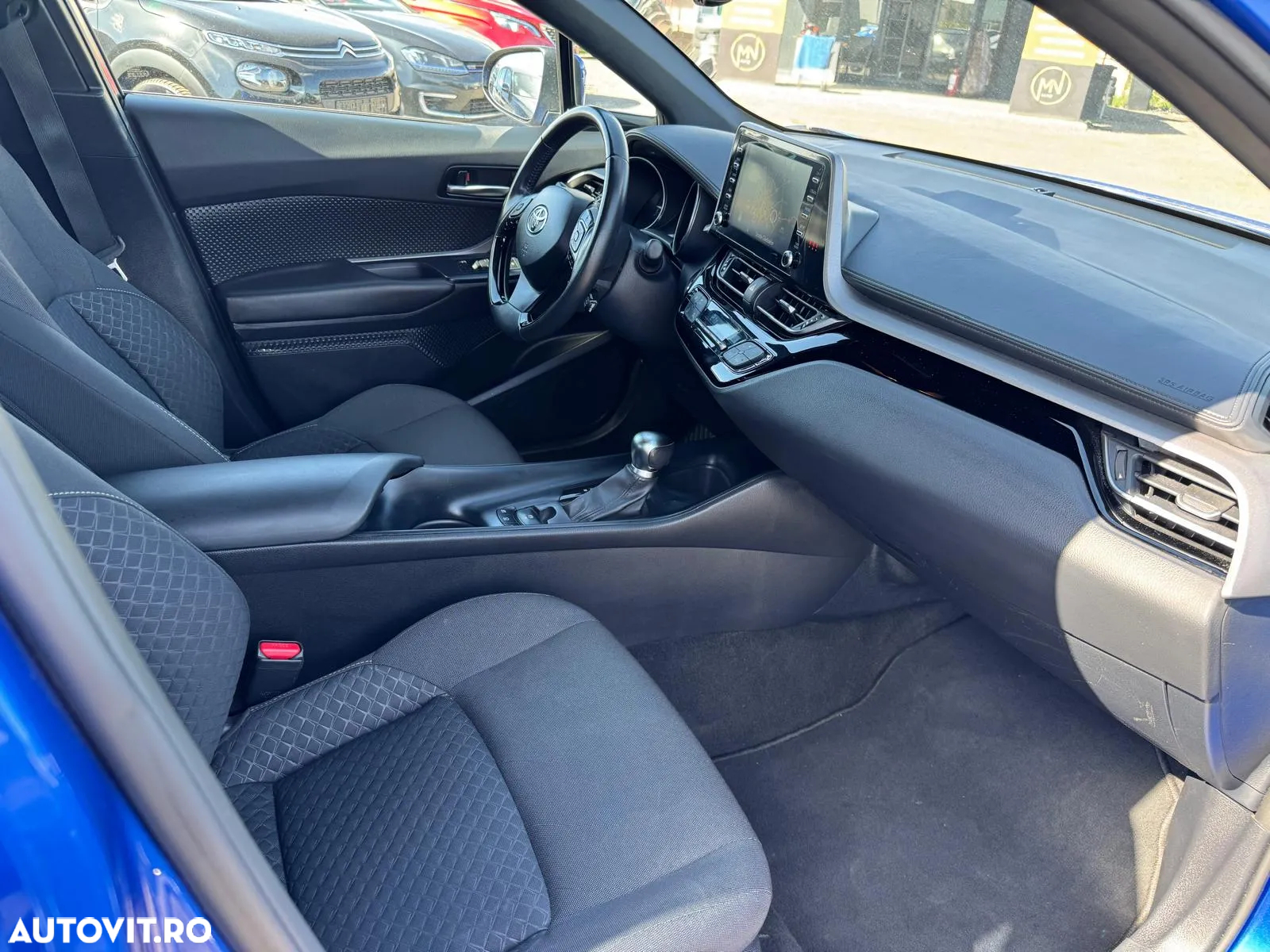 Toyota C-HR 1.8 HEV 140 CP 4x2 CVT Dynamic - 9