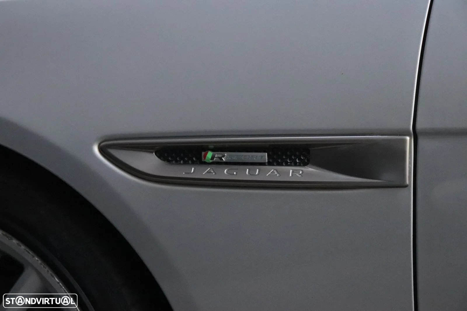 Jaguar XE 2.0 D R-Sport Aut. - 13
