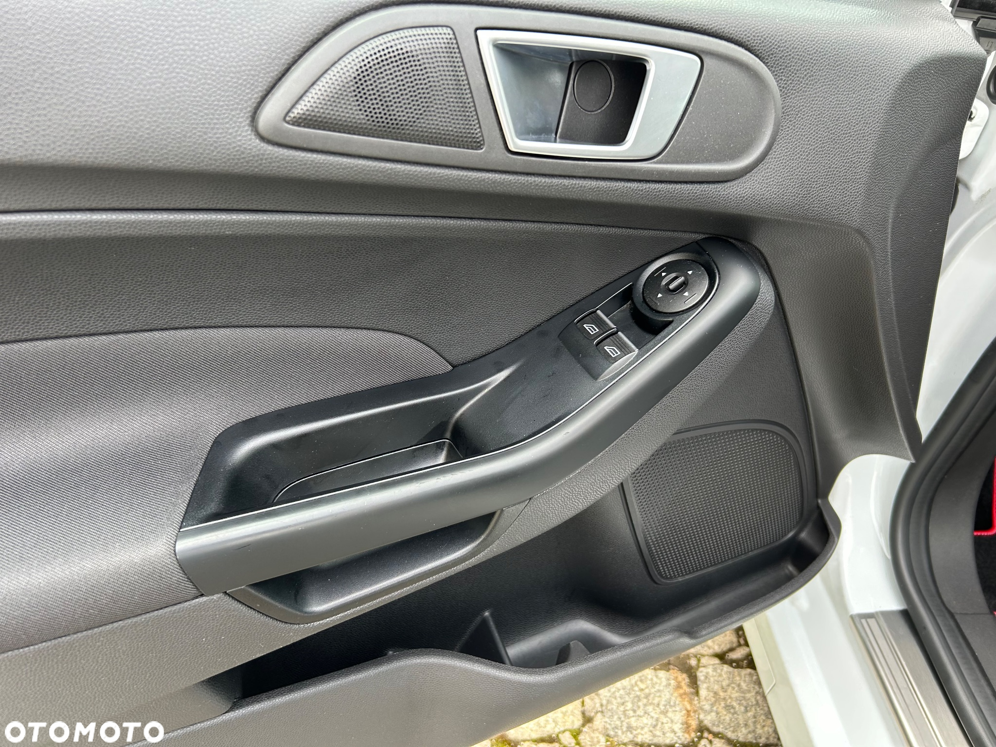 Ford Fiesta 1.0 EcoBoost Start-Stop ST-LINE - 30