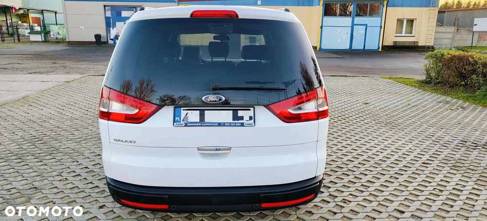 Ford Galaxy - 13