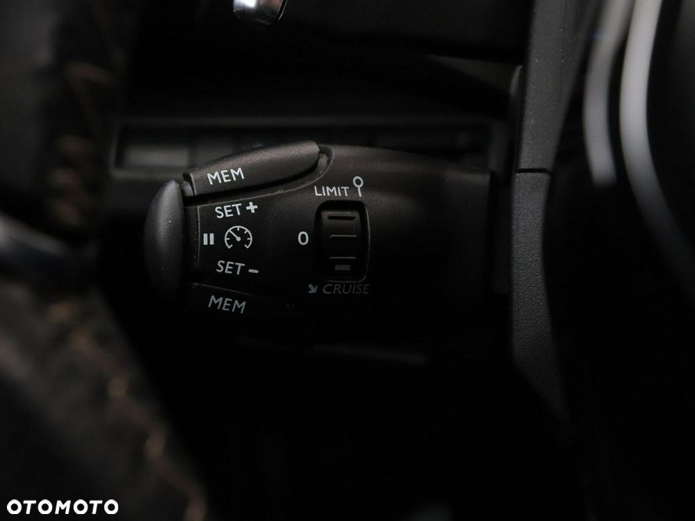 Peugeot 3008 1.2 PureTech GT S&S EAT8 - 35