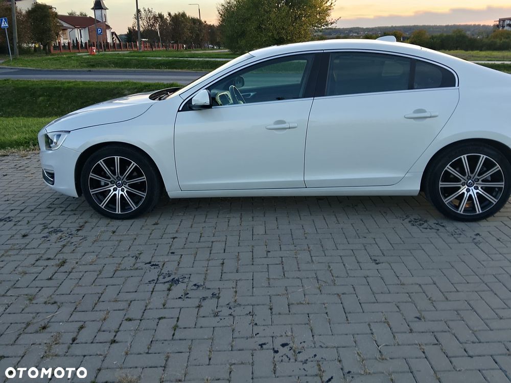 Volvo S60 - 9