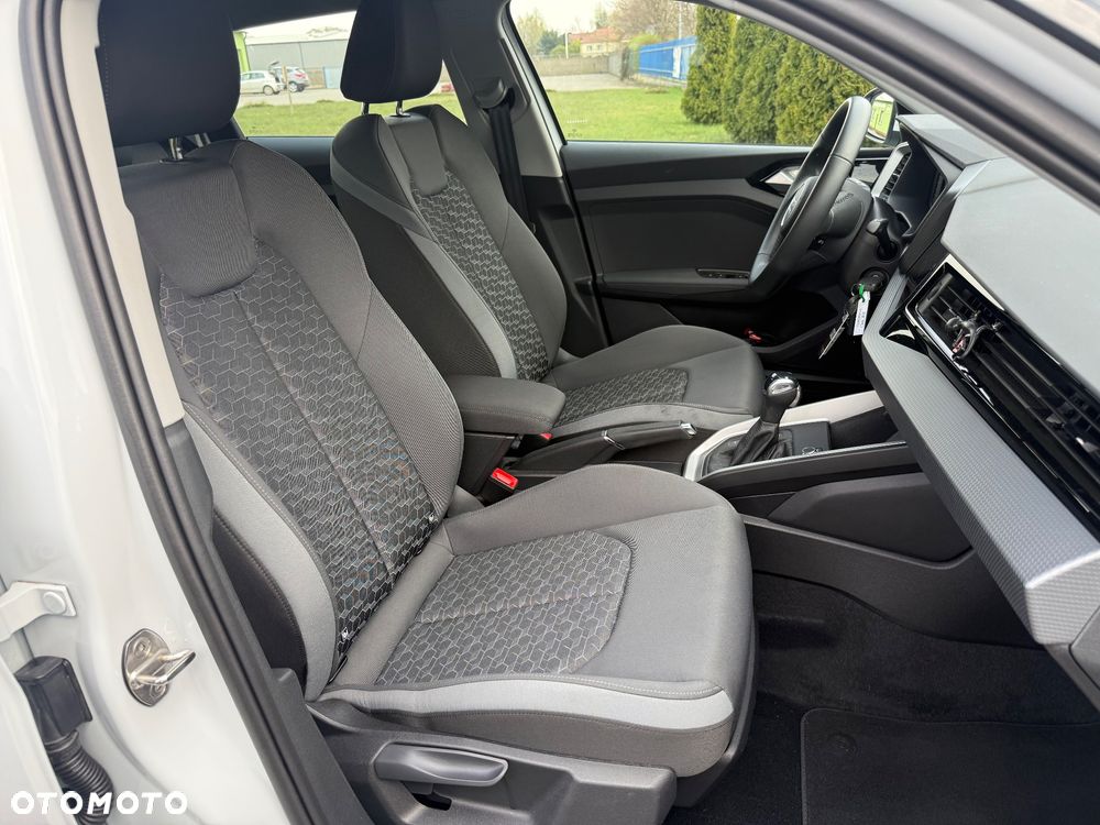 Audi A1 Sportback 30 TFSI S tronic - 19