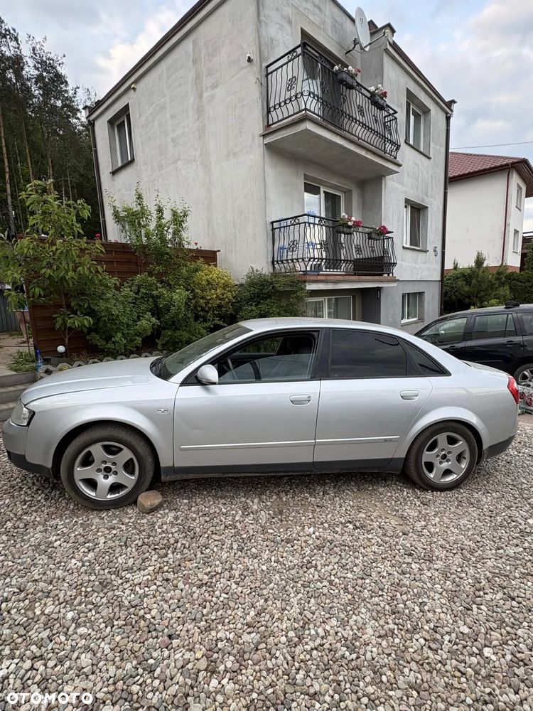 Audi A4 Limousine 1.8T - 28