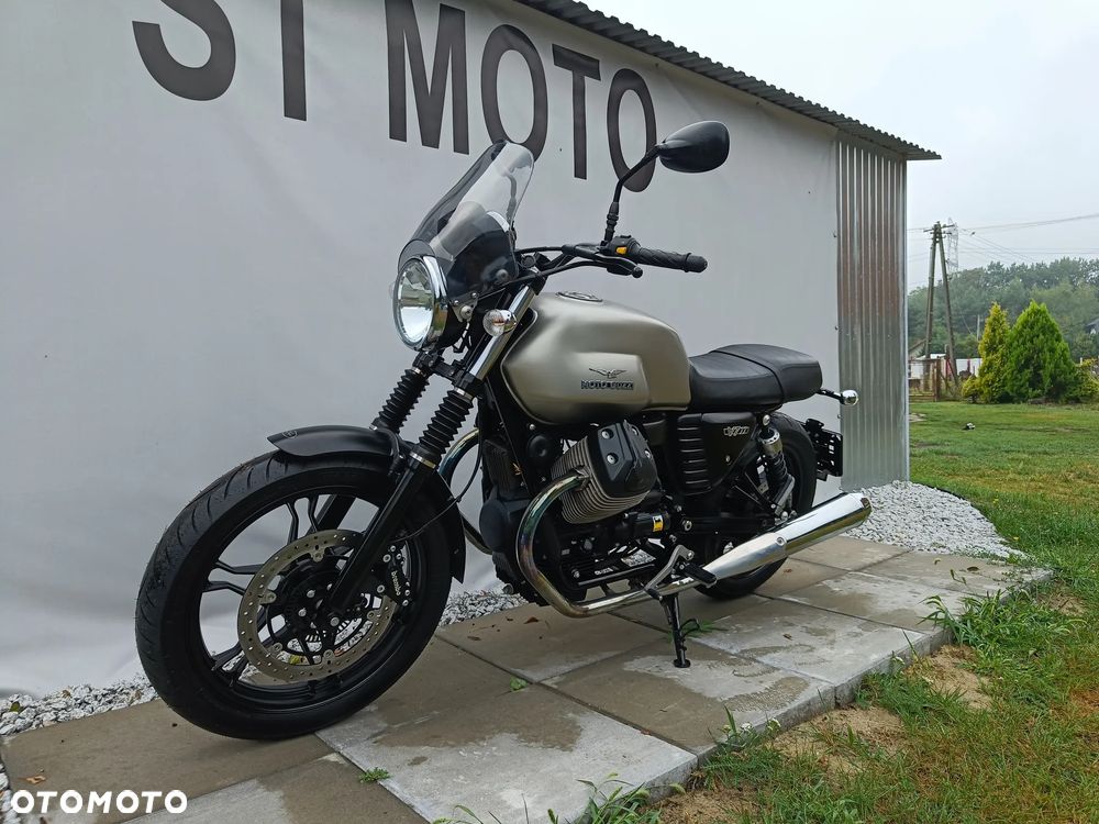 Moto Guzzi V7 - 4