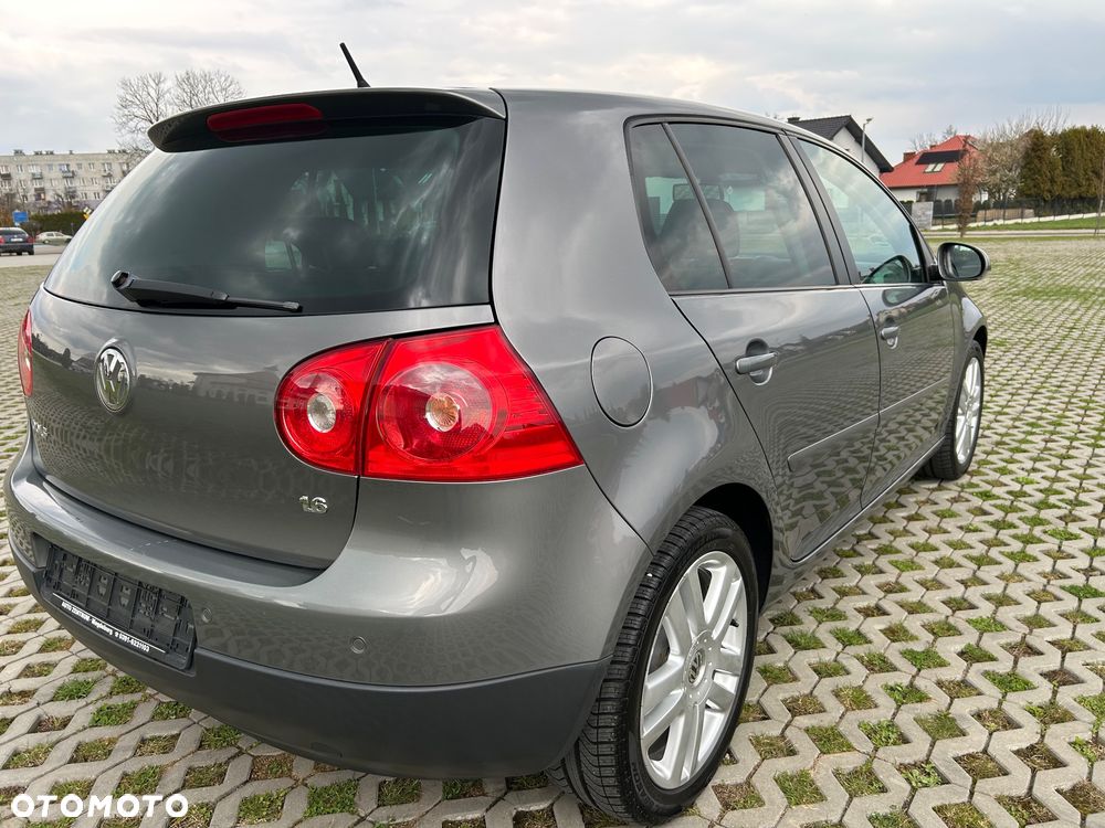 Volkswagen Golf 1.6 Tour Edition - 16